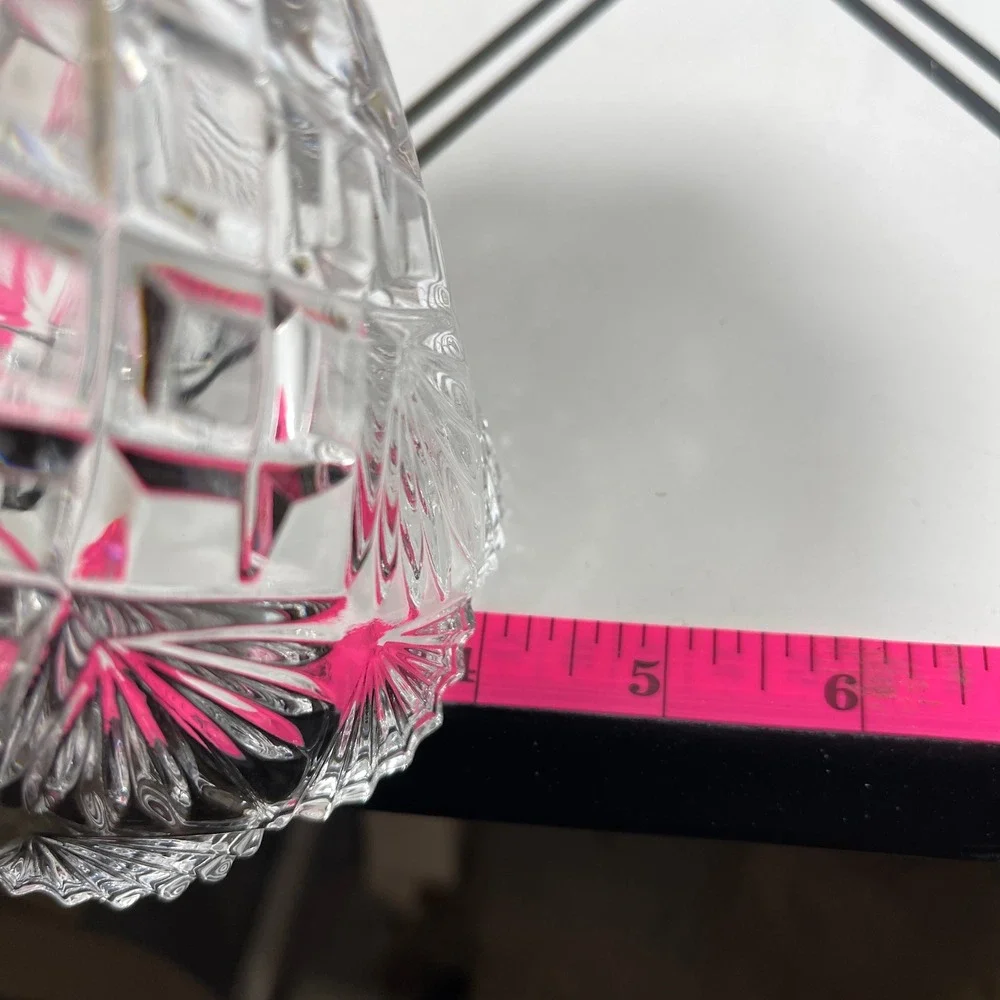 Crystal‎ Cut Glass Vase Fan Art Deco Diamond Pattern Pedestal Base
